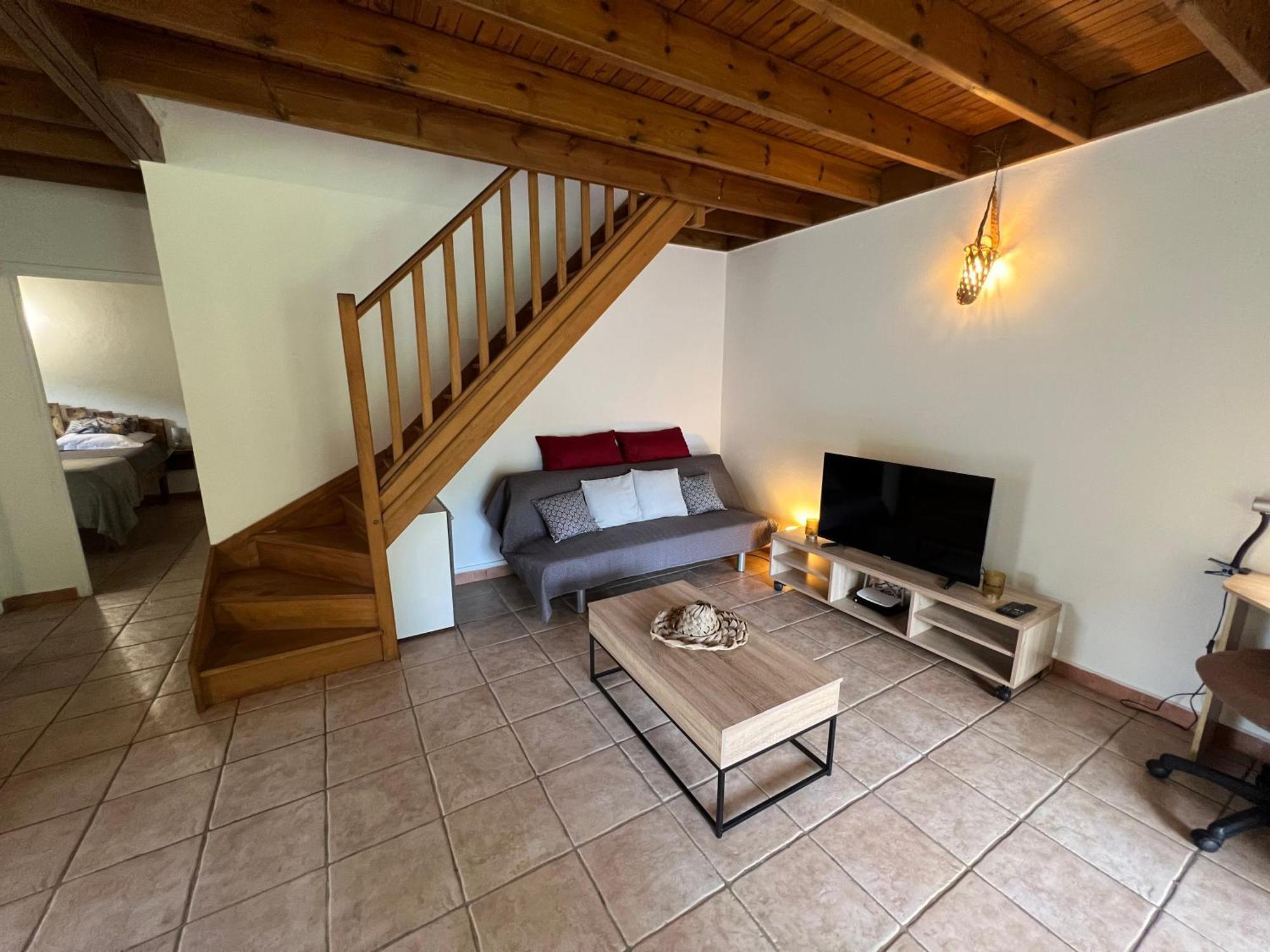 Villa au calme avec Jacuzzi, Villa Le Boursoie Les Abymes Extérieur photo