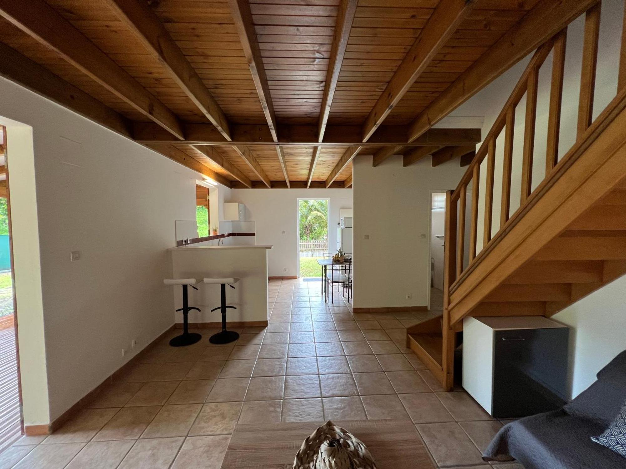 Villa au calme avec Jacuzzi, Villa Le Boursoie Les Abymes Extérieur photo